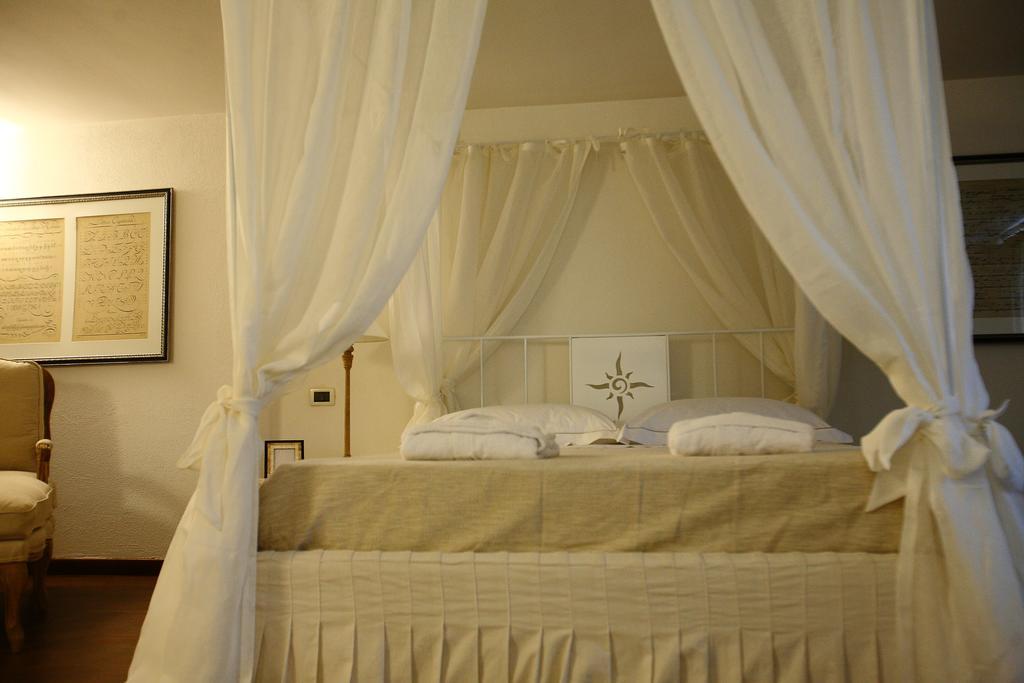 Don Totu - Dimora Storica Bed & Breakfast San Cassiano  Rom bilde